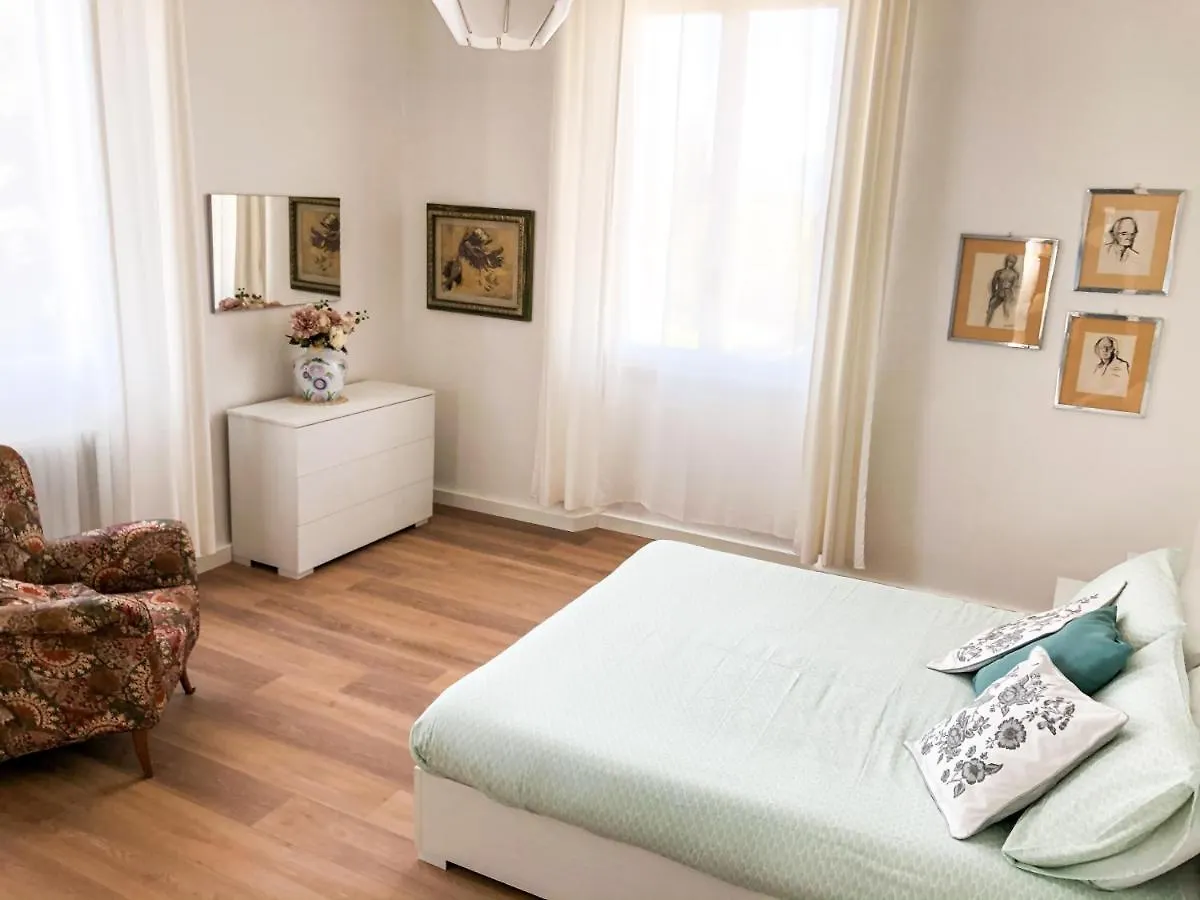 Villino Amelia Apartment Florence